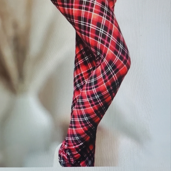 Buttery Soft Ultra Stretchy Holiday Leggings - Picture 3 of 4